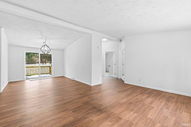 1628 S Spring Street, Mishawaka, IN 46544