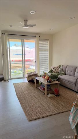 19 S Chapel Avenue C, Alhambra, CA 91801