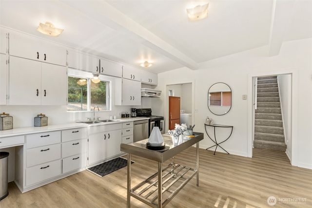 717 Twin View Place W, Bremerton, WA 98312