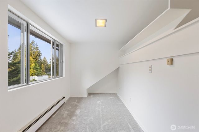 717 Twin View Place W, Bremerton, WA 98312