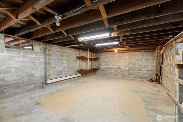 717 Twin View Place W, Bremerton, WA 98312