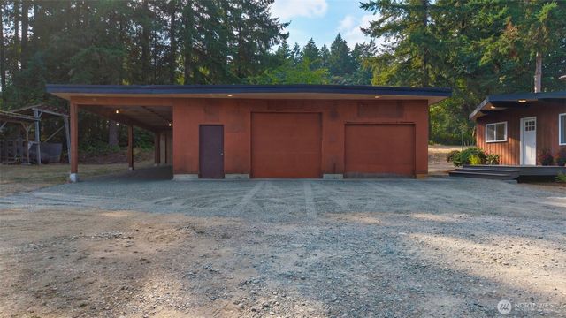 717 Twin View Place W, Bremerton, WA 98312