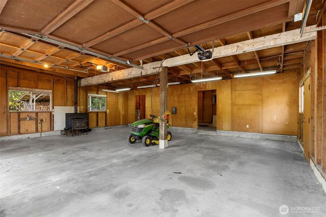 717 Twin View Place W, Bremerton, WA 98312
