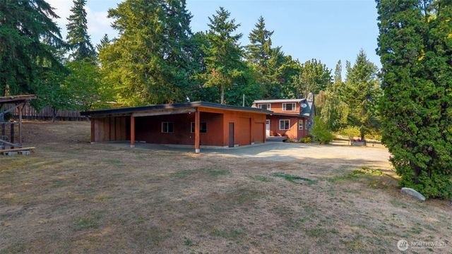 717 Twin View Place W, Bremerton, WA 98312