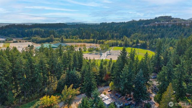717 Twin View Place W, Bremerton, WA 98312