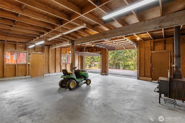 717 Twin View Place W, Bremerton, WA 98312