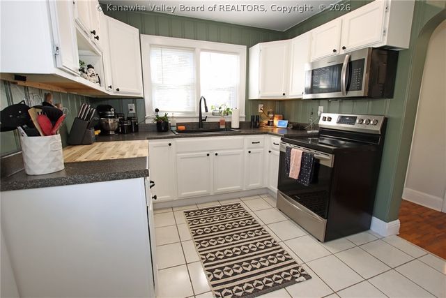 1716 Dudley Drive, Charleston, WV 25311