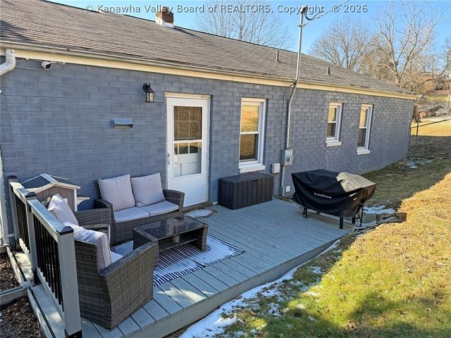 1716 Dudley Drive, Charleston, WV 25311