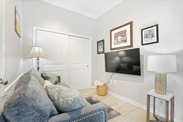 200 Manufacturers Rd Apt 707, Chattanooga, TN 37405