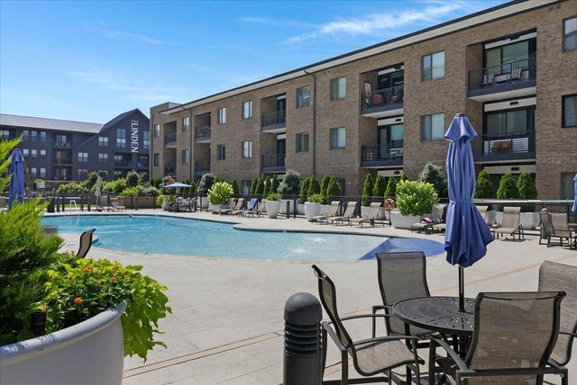 200 Manufacturers Rd Apt 707, Chattanooga, TN 37405