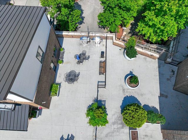 200 Manufacturers Rd Apt 707, Chattanooga, TN 37405