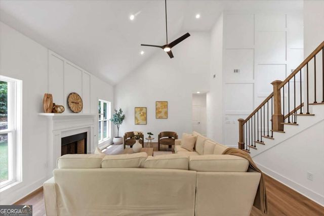 636 Harbour Shores Drive, Jackson, GA 30233