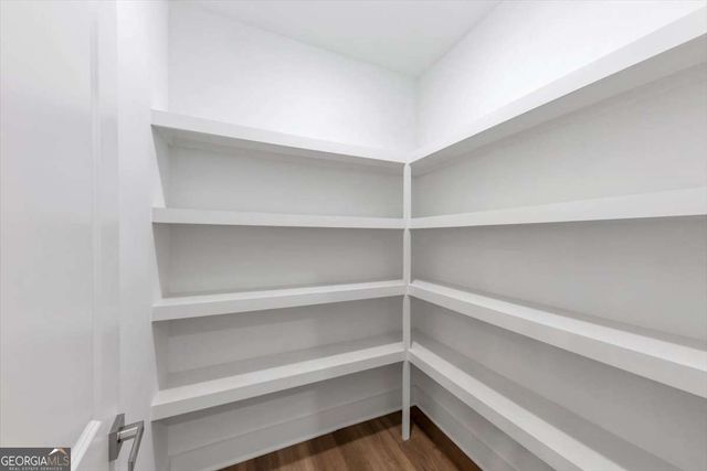 636 Harbour Shores Drive, Jackson, GA 30233