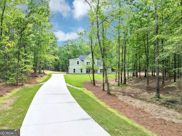 636 Harbour Shores Drive, Jackson, GA 30233