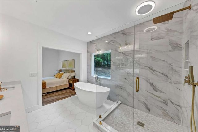 636 Harbour Shores Drive, Jackson, GA 30233