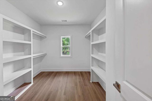 636 Harbour Shores Drive, Jackson, GA 30233