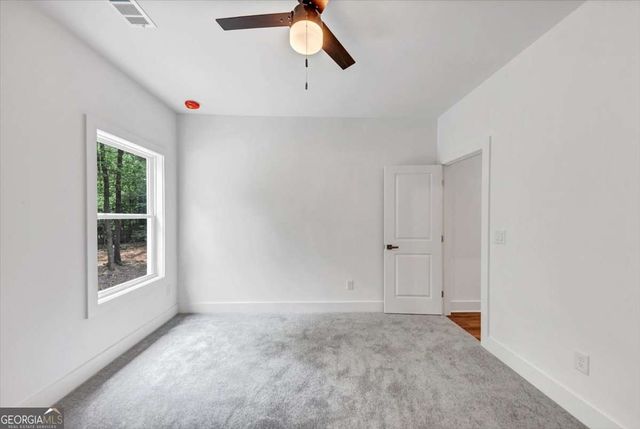 636 Harbour Shores Drive, Jackson, GA 30233