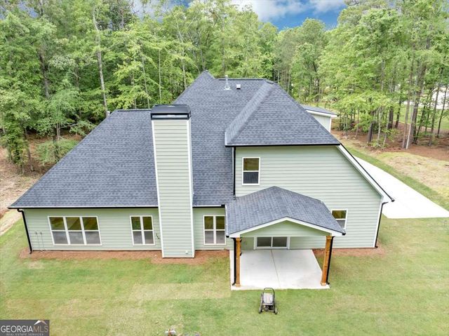 636 Harbour Shores Drive, Jackson, GA 30233