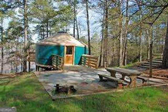 636 Harbour Shores Drive, Jackson, GA 30233