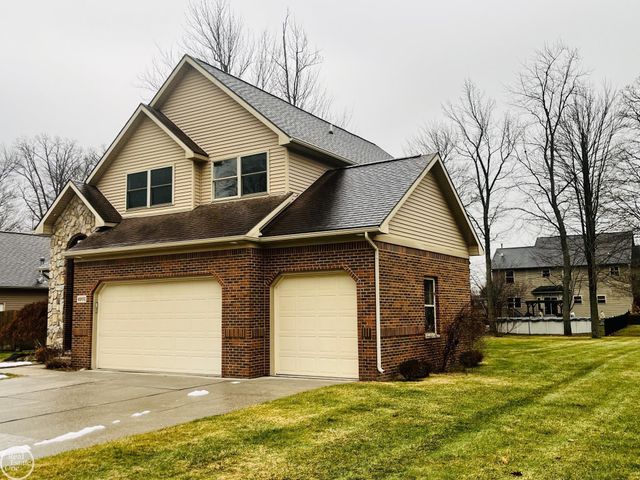 4901 Lorwood Drive, Kimball, MI 48074