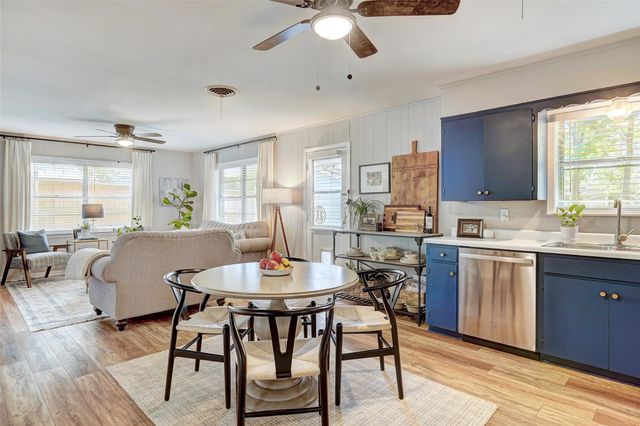 511 S Myrtle ST, Georgetown, TX 78626