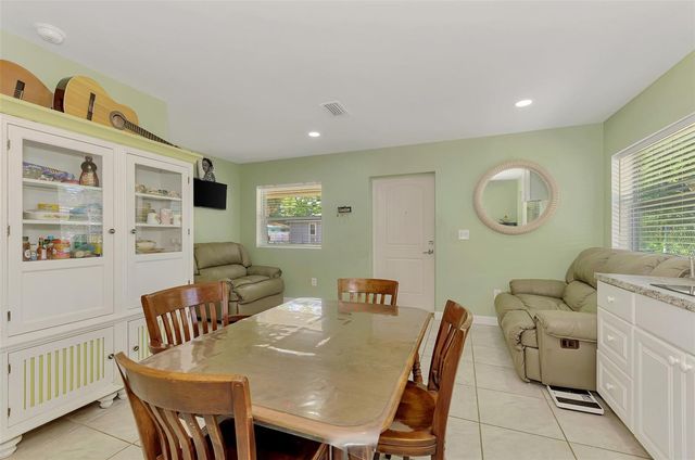 1420 19TH AVENUE W, Bradenton, FL 34205