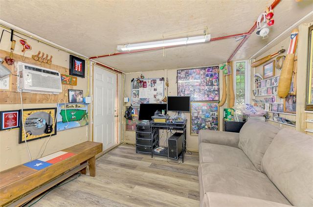 1420 19TH AVENUE W, Bradenton, FL 34205