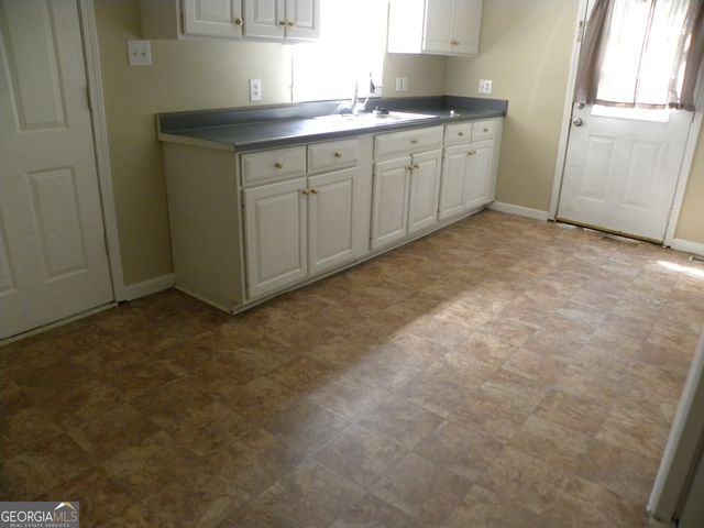 225 S Webb Street, Hartwell, GA 30643