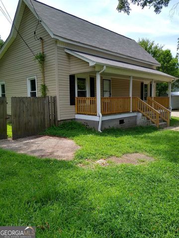 225 S Webb Street, Hartwell, GA 30643
