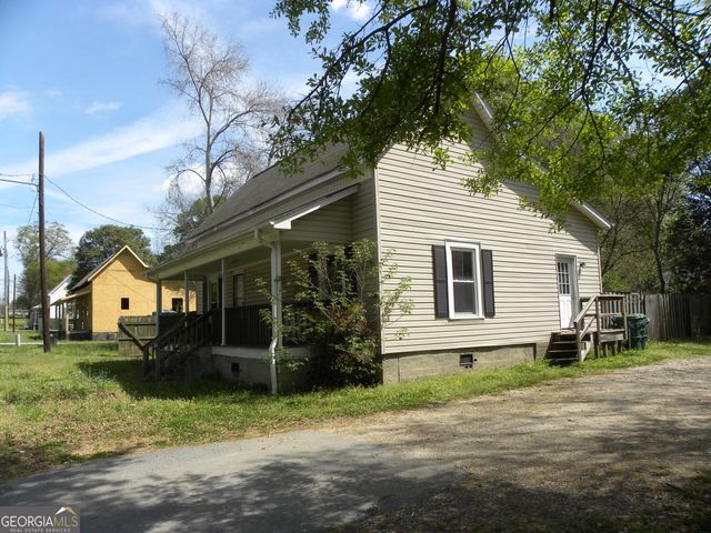 225 S Webb Street, Hartwell, GA 30643