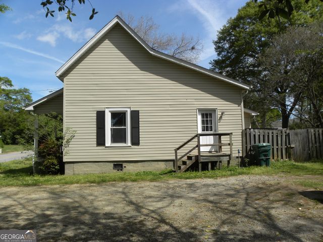 225 S Webb Street, Hartwell, GA 30643