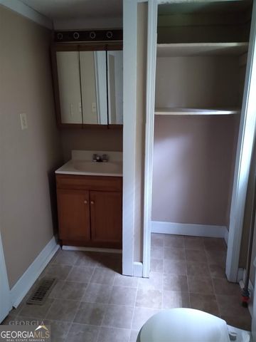 225 S Webb Street, Hartwell, GA 30643