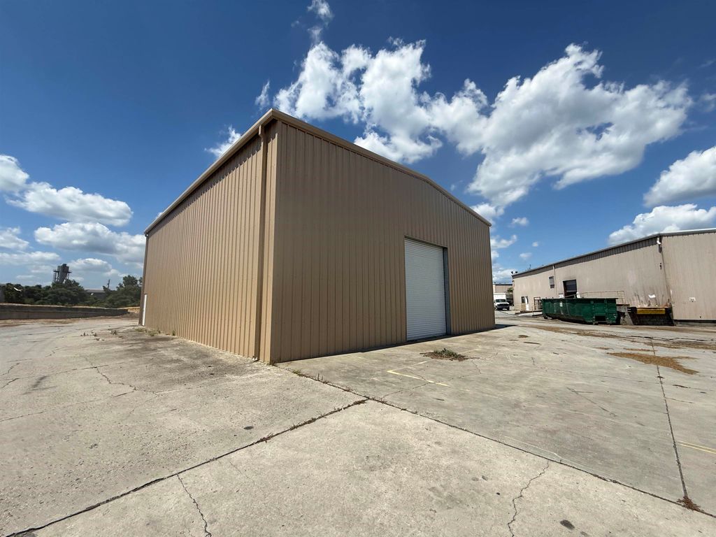 385 French Collins Rd. Bldg E, Conway, SC 29526 — exterior