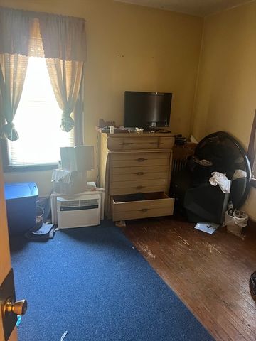 34 Ridlon Rd, Boston, MA 02136