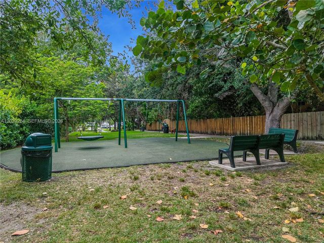 6291 SW 50th St, Miami, FL 33155