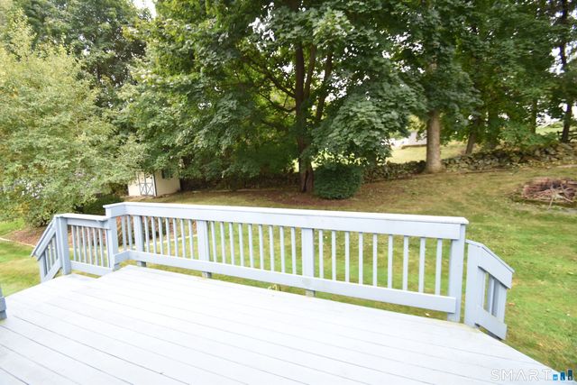 16 Echo Drive, Vernon, CT 06066