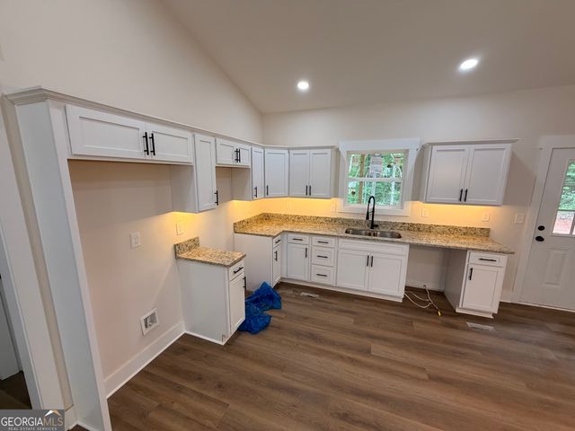 667 Cherokee Lane, Buchanan, GA 30113