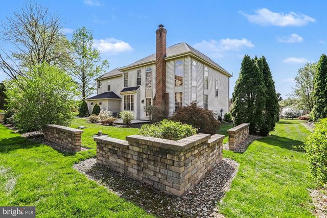 9 N ALYDAR BLVD, Dillsburg, PA 17019