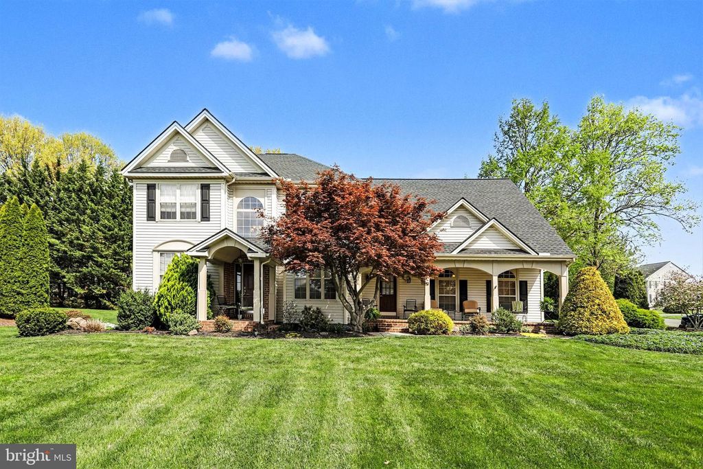 9 N ALYDAR BLVD, Dillsburg, PA 17019