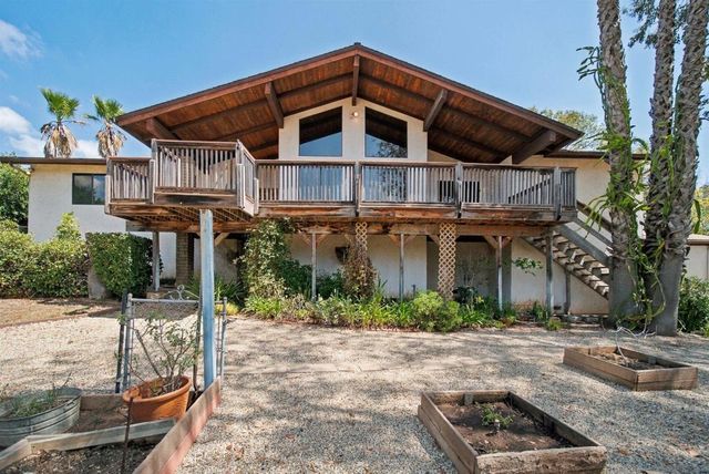 3537 Ybarra Rd, Spring Valley, CA 91978