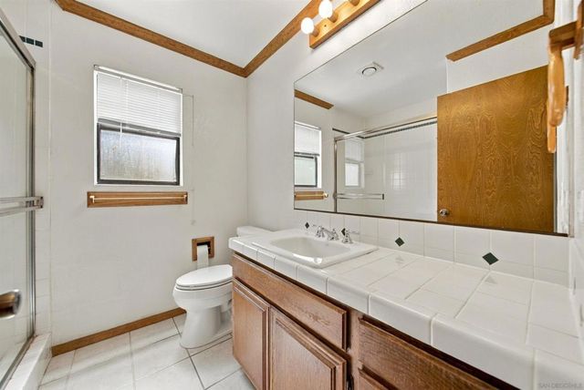 3537 Ybarra Rd, Spring Valley, CA 91978