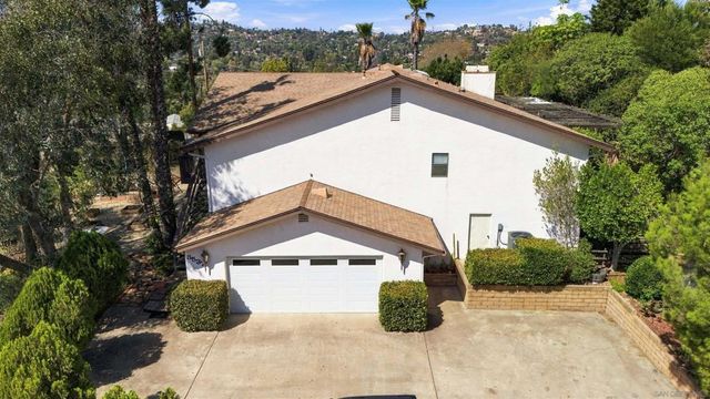 3537 Ybarra Rd, Spring Valley, CA 91978