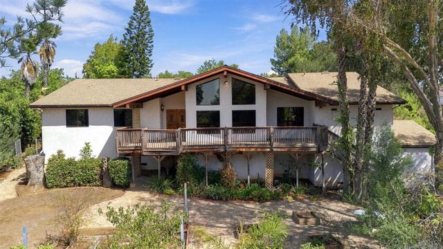 3537 Ybarra Rd, Spring Valley, CA 91978