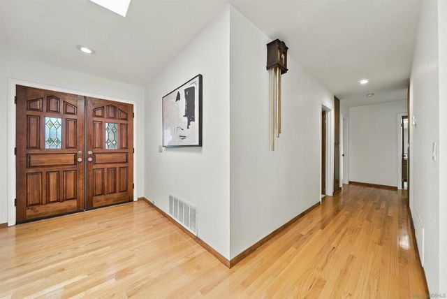 3537 Ybarra Rd, Spring Valley, CA 91978