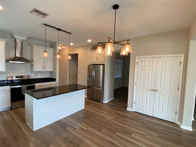 4408 BREEZE ISLE LANE, Kissimmee, FL 34744