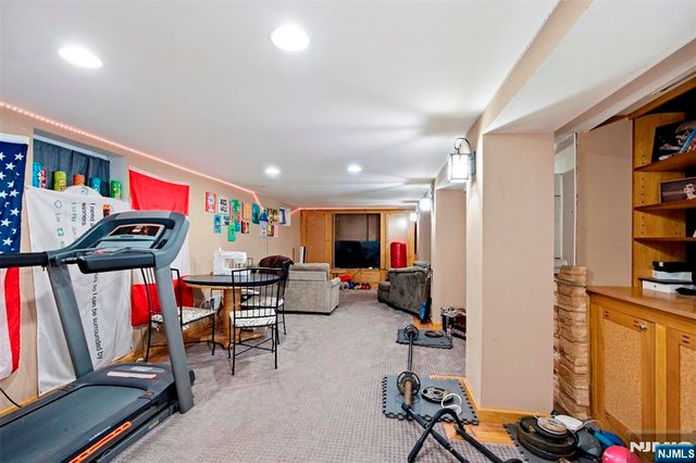 2604 Cleveland Avenue, Twp Of Washington, NJ 07676