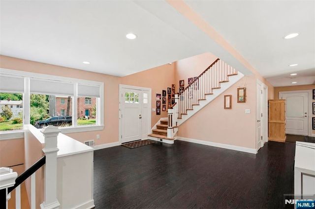 2604 Cleveland Avenue, Twp Of Washington, NJ 07676