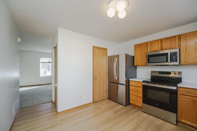 13049 Crimson Clover Lane, Eden Prairie, MN 55347