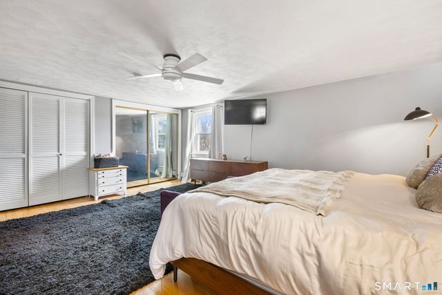 24 Peace Court, Plainville, CT 06062