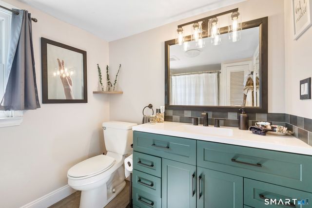 24 Peace Court, Plainville, CT 06062